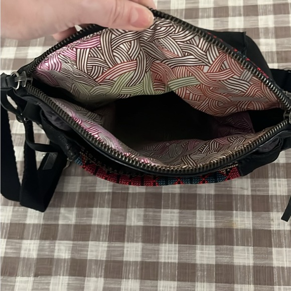 The Sak Black Leather Crossbody Bag - Picture 3 of 4